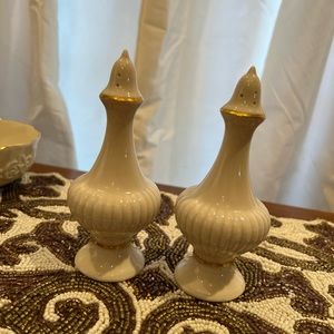 Lenox Vintage 24K Salt and Pepper Shakers Made in the USA